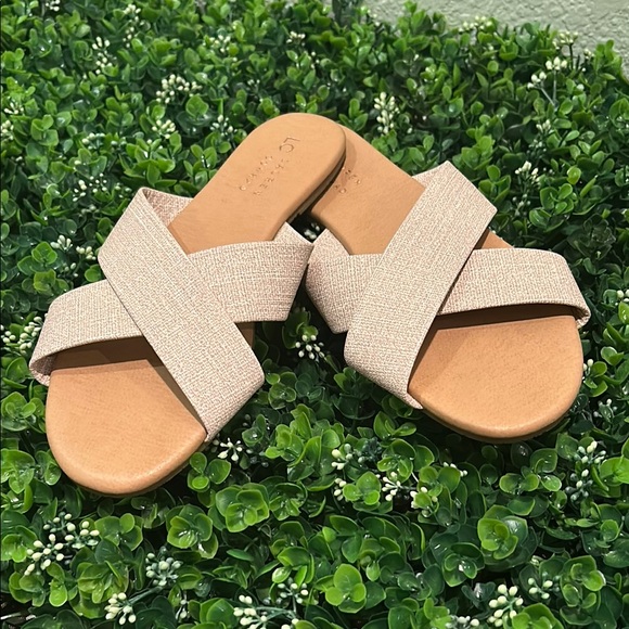 LC Lauren Conrad Shoes - LC Lauren Conrad Tan Minimalist Slide Sandals